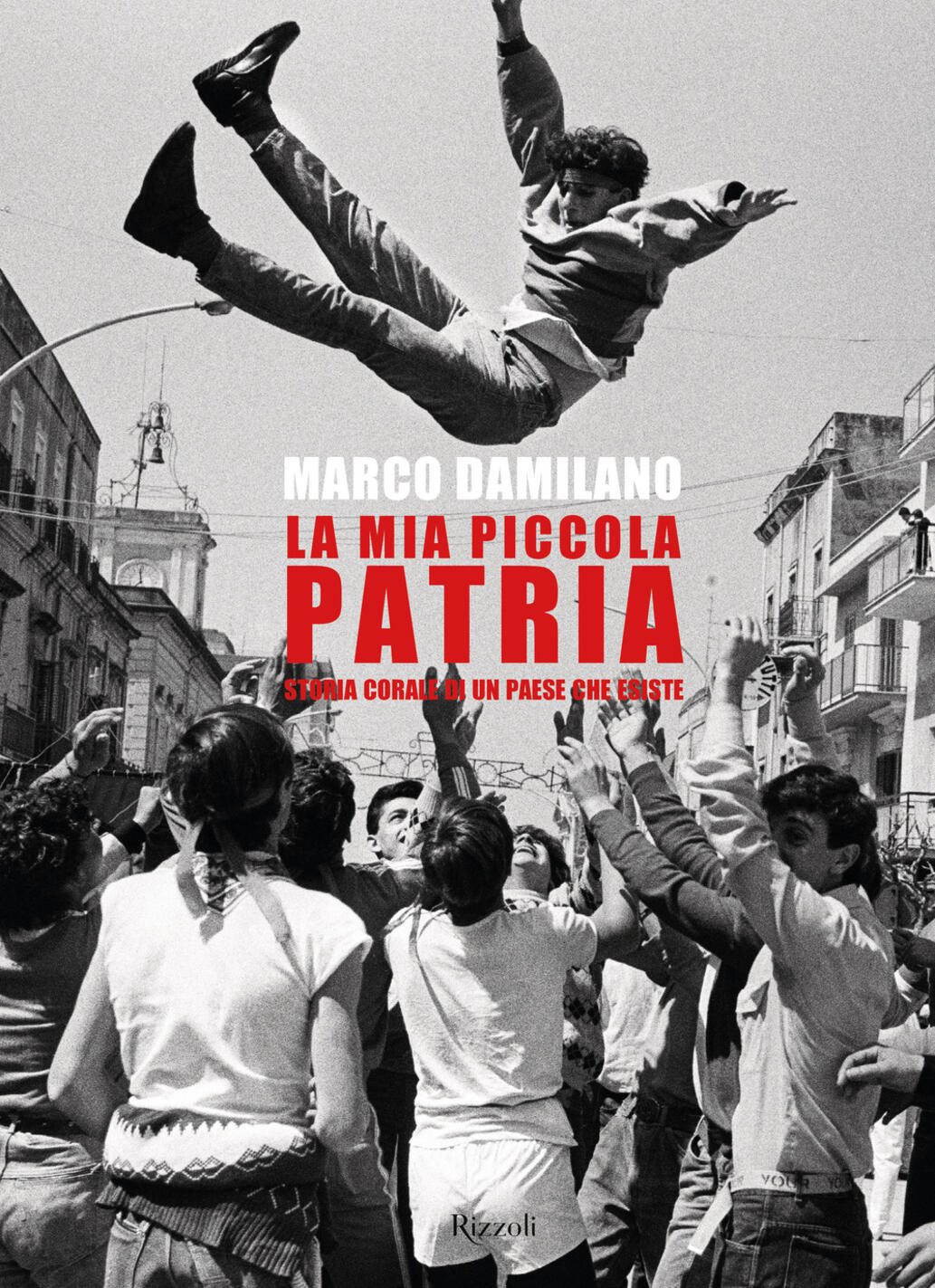 mia piccola patria. storia corale di un paese che esiste (la)